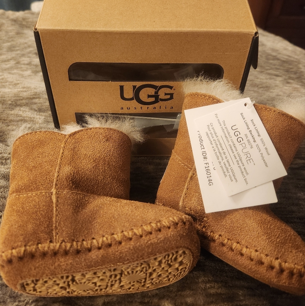UGG Infant Caden Boots